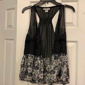 😍 Self Esteem semi sheer cover like top *see pic 8 small pull on edge seam